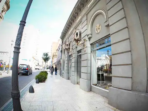 Local en Alquiler en San Nicolas de los Arroyos, $ 4.800.000