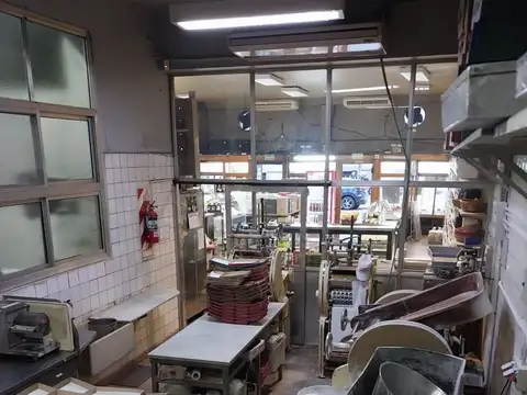 Fondo Comercio en Venta 96 años