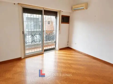 Depto Tipo Casa en Alquiler en Villa Ballester, $ 620.000