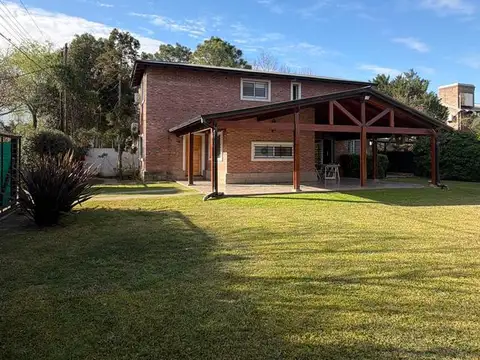 Casa en Venta en Rosario, USD 245.000