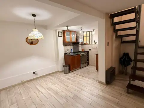 Depto Tipo Casa en Venta en Abasto, USD 75.000