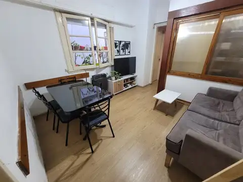 Venta dpto 2 ambientes c/ escritorio. san nicolas