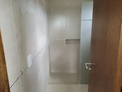 CASA 3 DORMITORIOS 3 BAÑOS B° LAR DE VIEYTES 3