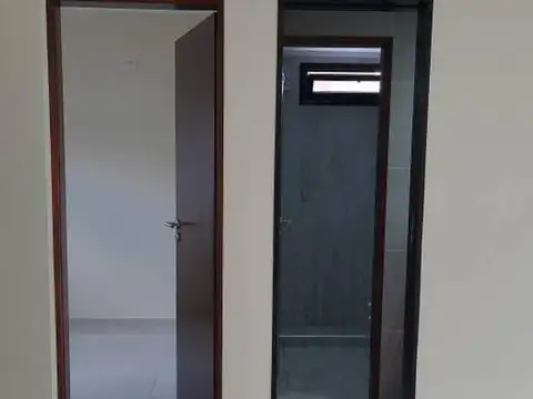 Casa en Alquiler en Villa Parque Sicardi, $ 950.000
