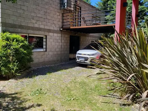 Casa en Alquiler Temporal con 2 cocheras