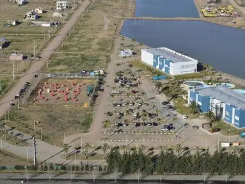 Terreno en Venta 33  mts Fondo