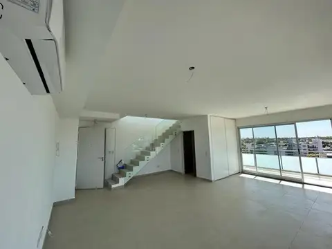Departamento en Venta con 2 cocheras