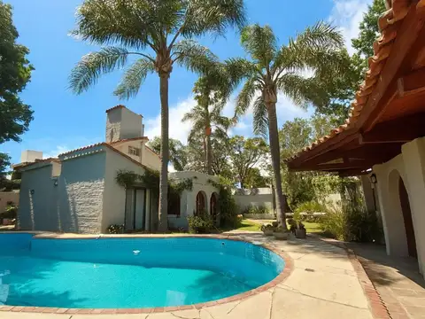 VENTA CASA URCA CON PILETA