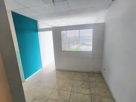 Oficina en Venta con 1 cochera