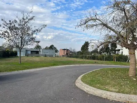Terreno en Venta 25  mts Frente