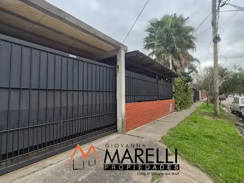 Casa en venta en Barrio Bicentenario
