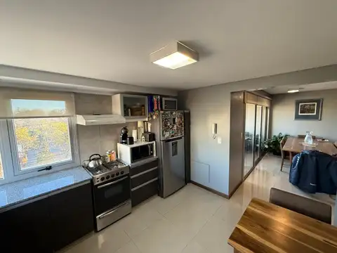 Departamento de 3 ambientes con cochera en Quilmes