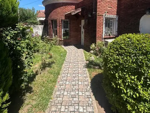 Hermosa casa en alquiler 4 dormitorios!