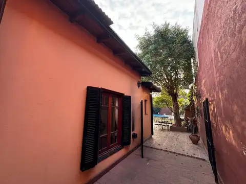 Casa en Venta en Temperley, USD 238.000