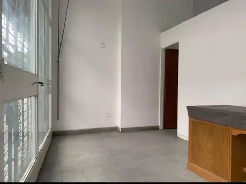 Local en Venta Via Pública