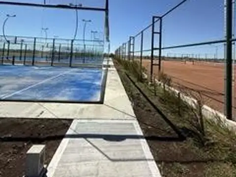 Venta lote en Vida Lagoon Funes