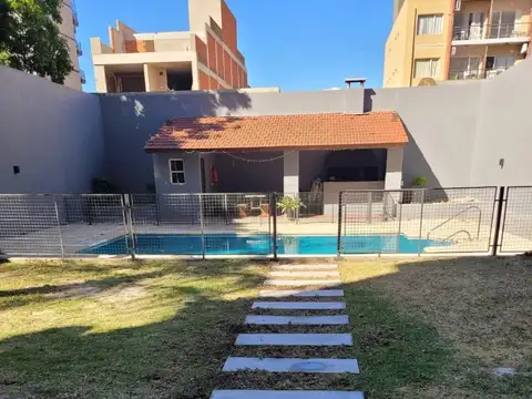 Departamento en Alquiler en Villa Ballester, $ 700.000