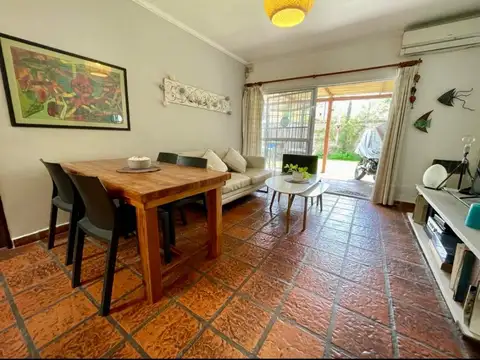 Depto Tipo Casa en Venta de 4 ambientes