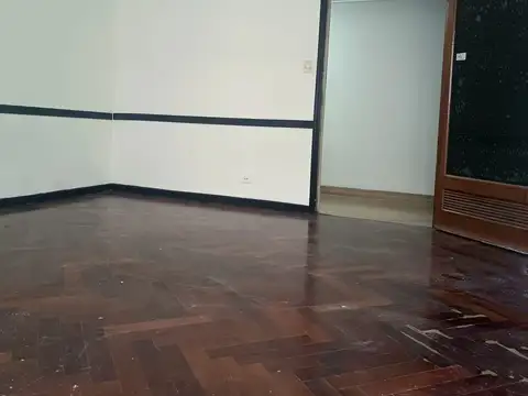 Oficina en Alquiler 101 años