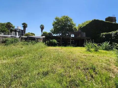 TERRENO IDEAL CONSTRUCTORAS - VENTA - BV. RONDEAU