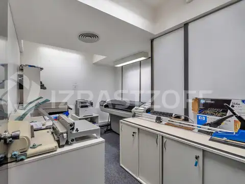 Oficina en Venta 43 años