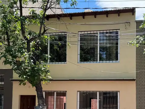 Venta de duplex en barrio bombal