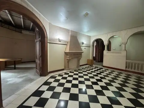 Local en Alquiler en Recoleta, USD 22.000