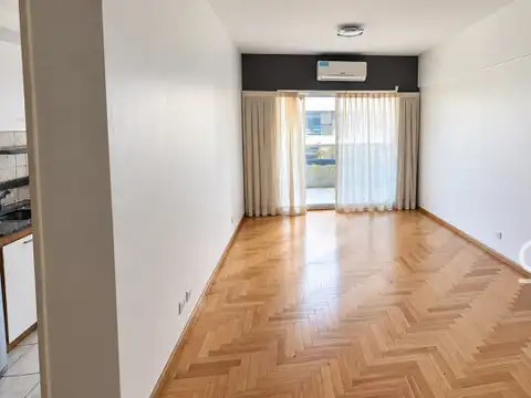 Arévalo 2100, Piso 4