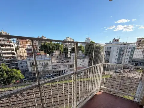 Departamento en Alquiler en Villa del Parque, $ 830.000