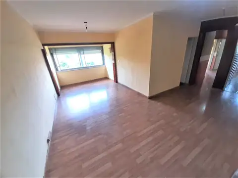 Departamento en Alquiler de 4 ambientes