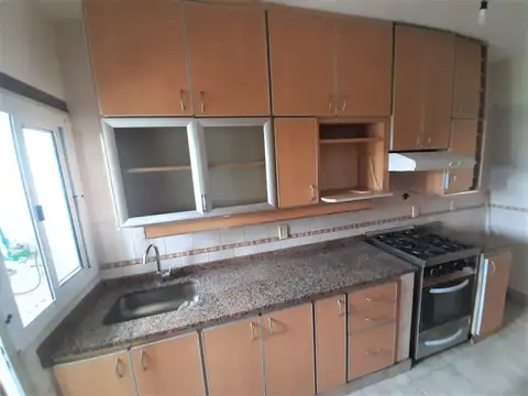 Departamento en Alquiler en Villa Celina, $ 750.000