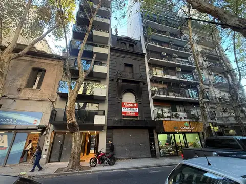 Petit Hotel para uso comercial en Alquiler