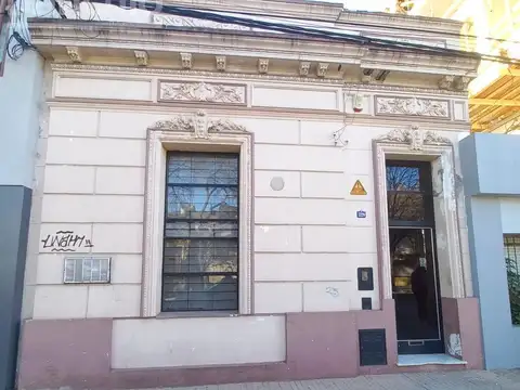 Casa uso comercial - Luis Agote