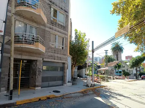 Departamento en Alquiler en Olivos Vias/Maipu, $ 1.000.000