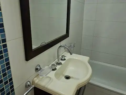Departamento en Alquiler con 1 cocheras