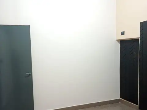 Deptos de Dos Amb con Patio y Terraza compartido. S/Expensas