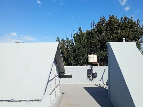 Deptos de Dos Amb con Patio y Terraza compartido. S/Expensas