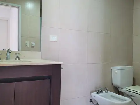 Departamento en Alquiler con 1 cocheras