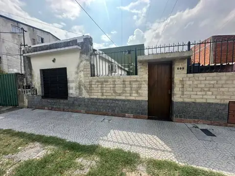 VENTA PH DE 2 AMBIENTES EN LANÙS ESTE