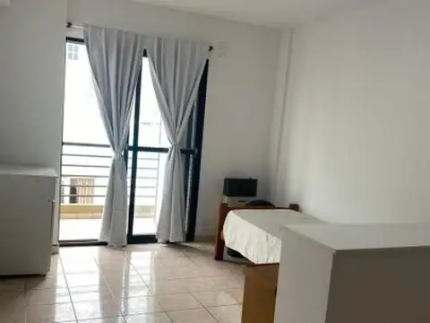 las casas 683 , Piso 4