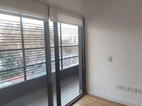 Av. Beiro 4800, Piso 4