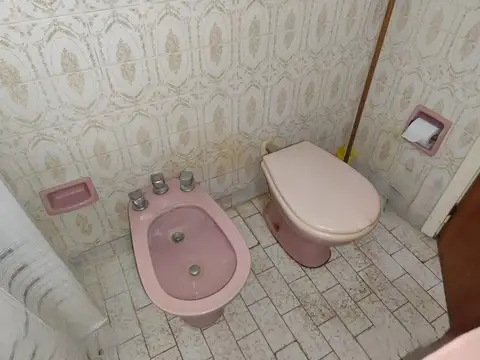 LÓPEZ Y PLANES  al 2700