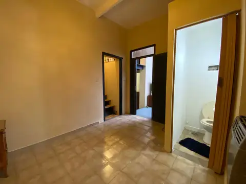 Depto Tipo Casa en Venta 56 años