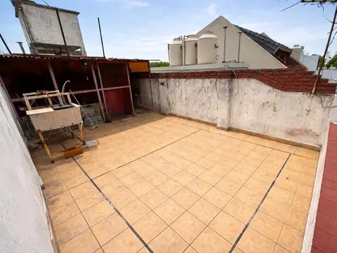 Depto Tipo Casa en Venta en Monte Castro, USD 154.000