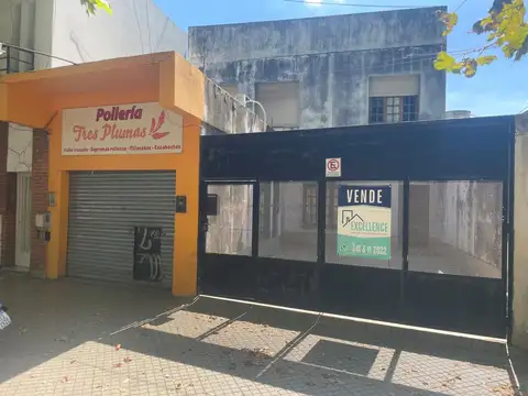 GRAN CASA EN VENTA EN PLENA AVENIDA SAN MARTIN