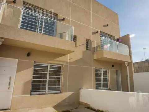 Duplex 3 ambientes a estrenar en venta en Banfield