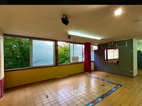 Oportunidad Local Centrico con deposito