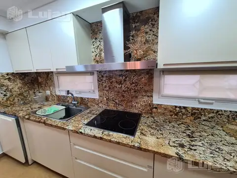Departamento 5 ambientes con 3 baños