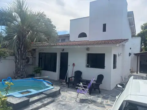 VENTA CASA 4 AMBIENTES ITUZAINGO NORTE