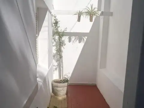 Depto Tipo Casa 2 ambientes con 1 baño